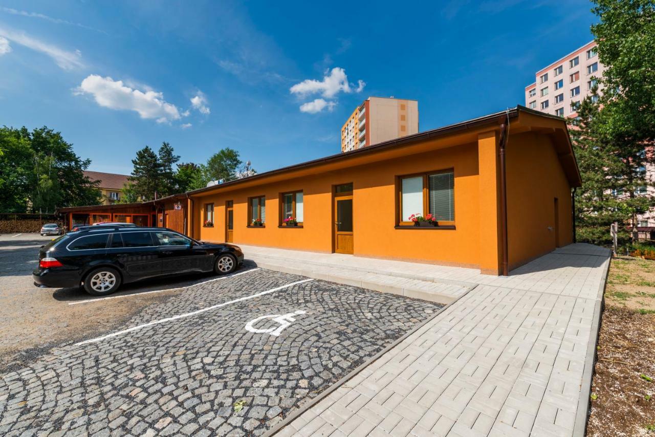 Penzion Piranha Melnik Exterior foto